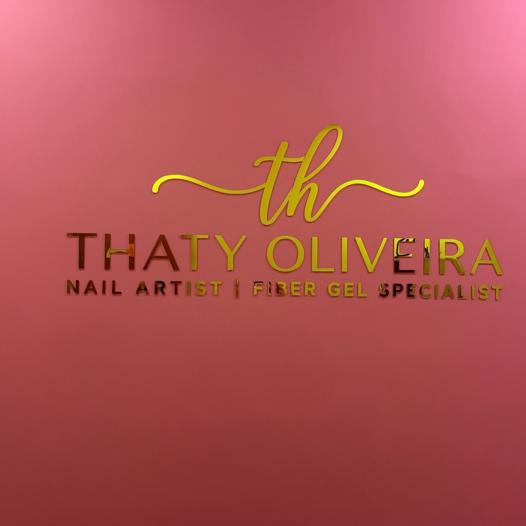 Logo Thaty Oliveira Nail Artist